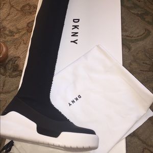 *NEW* DKNY - Runaway Rowan Over The Knee Sneaker